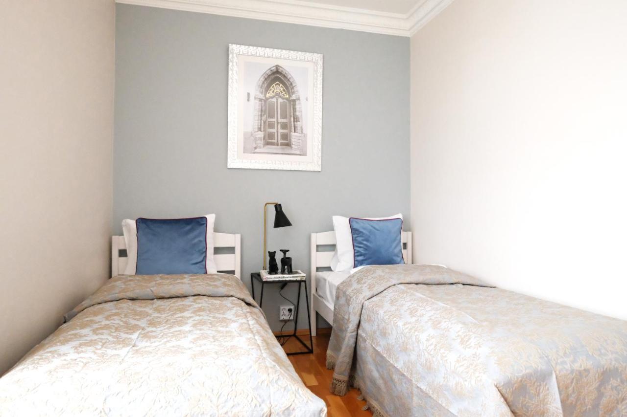 Tallinn City Apartments - 2 Bedroom On Old Town Main Street Viru Kültér fotó